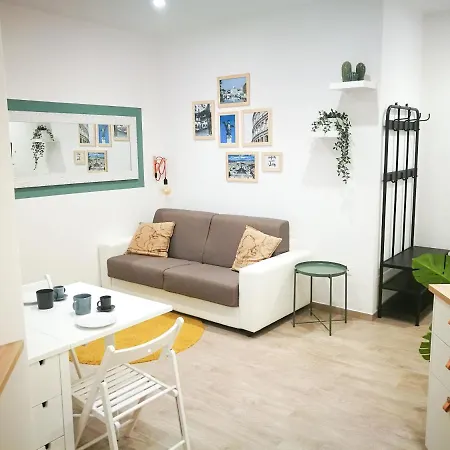 La Casa Degli Eroi * Rome