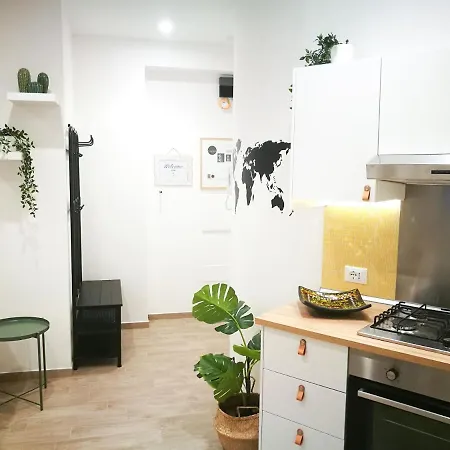 La Casa Degli Eroi * Rome